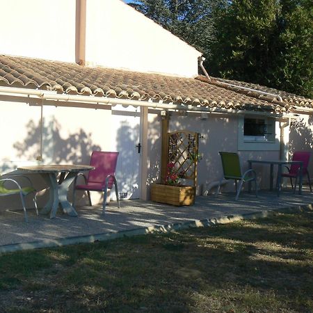 Hotel L'Oustau De Malo Sainte-Cécile-les-Vignes Exterior foto