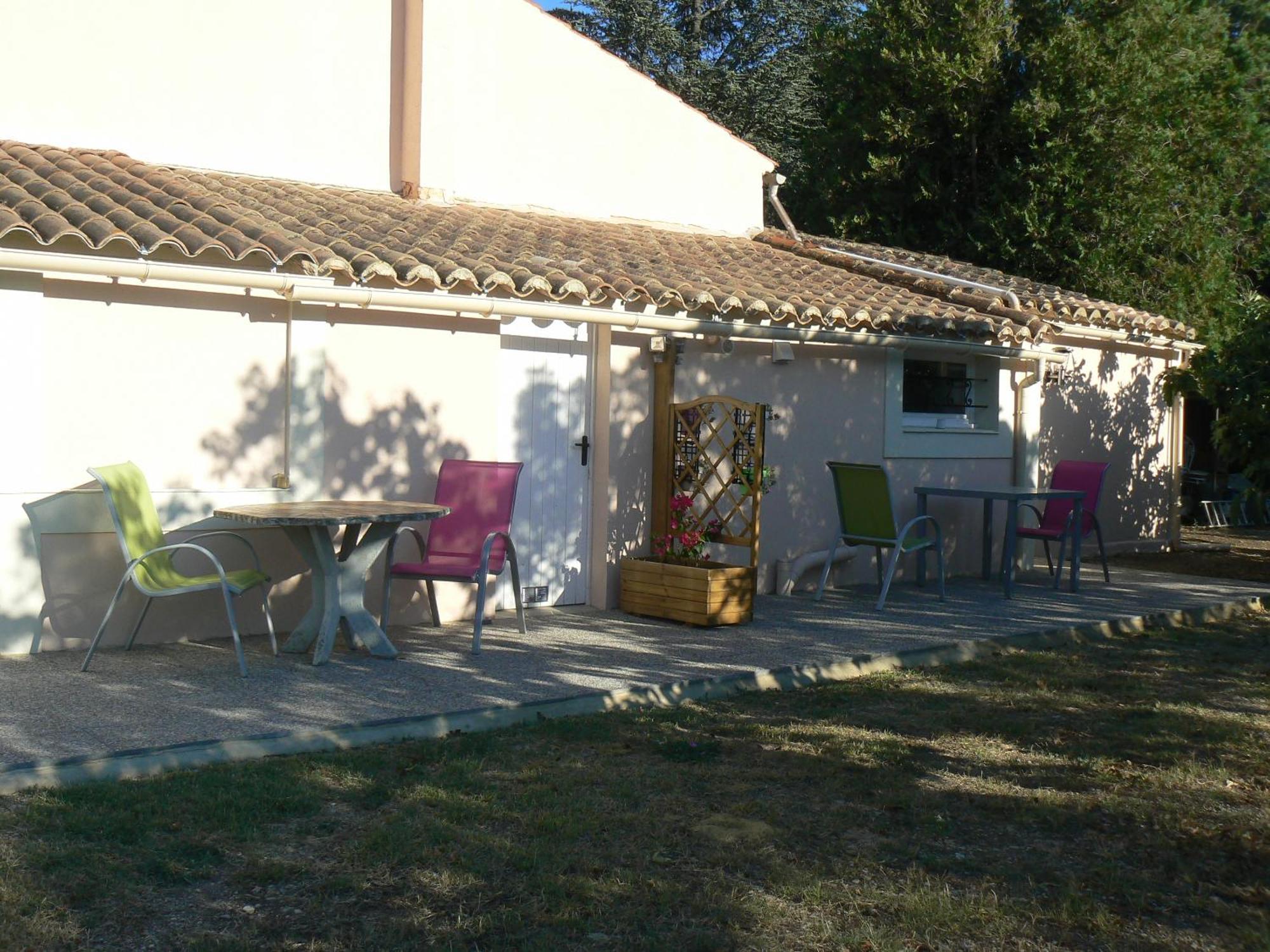 Hotel L'Oustau De Malo Sainte-Cécile-les-Vignes Exterior foto